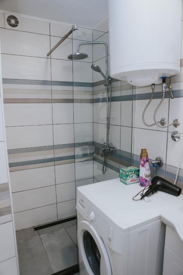 I&T Apartman Gospić Extérieur photo