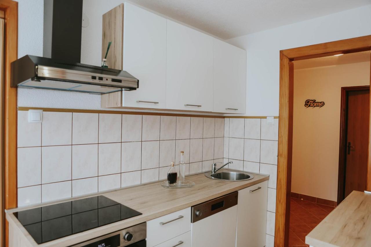 I&T Apartman Gospić Extérieur photo