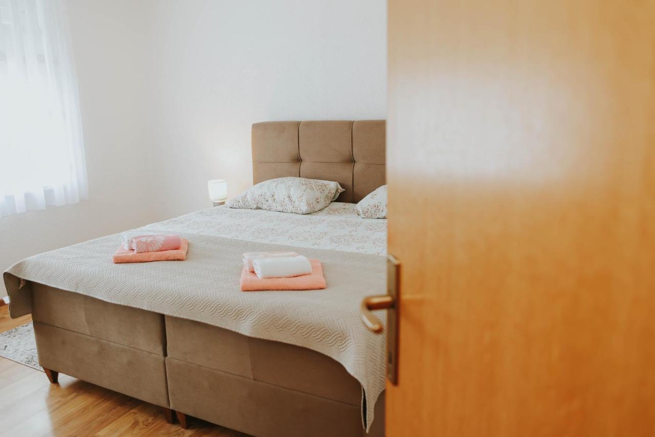I&T Apartman Gospić Extérieur photo