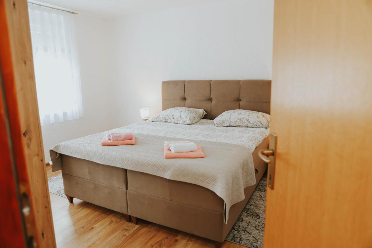 I&T Apartman Gospić Extérieur photo
