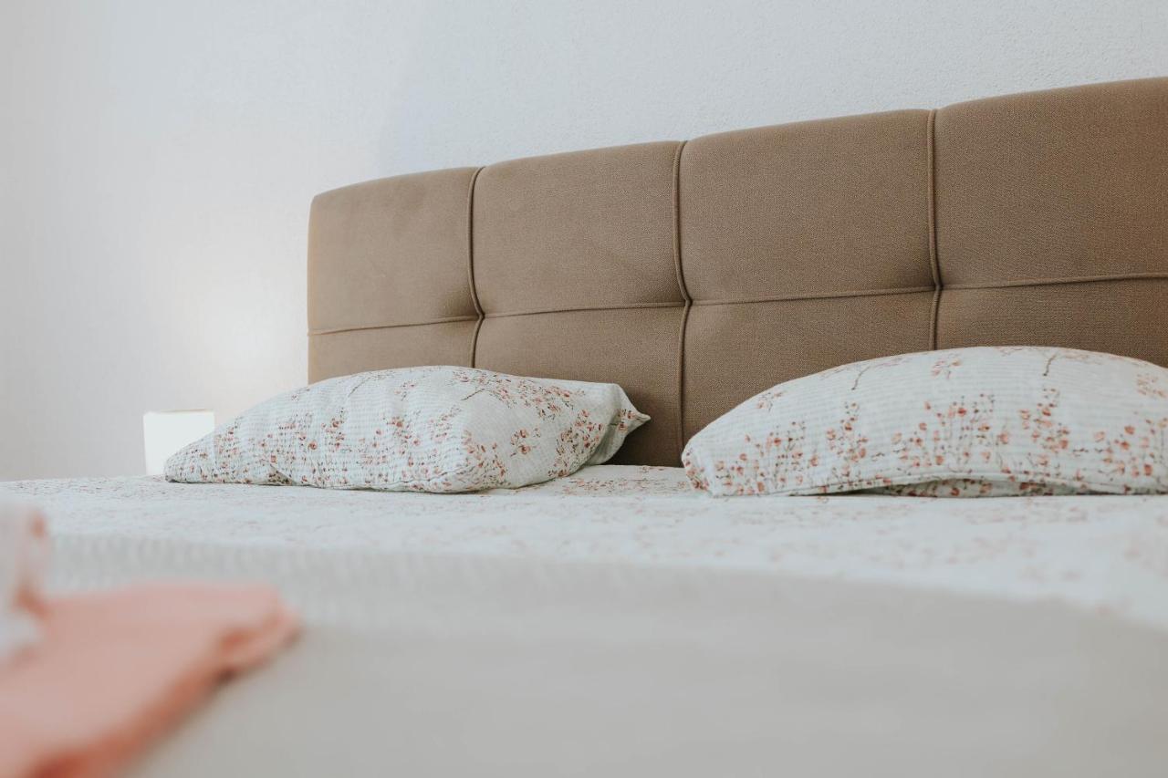 I&T Apartman Gospić Extérieur photo