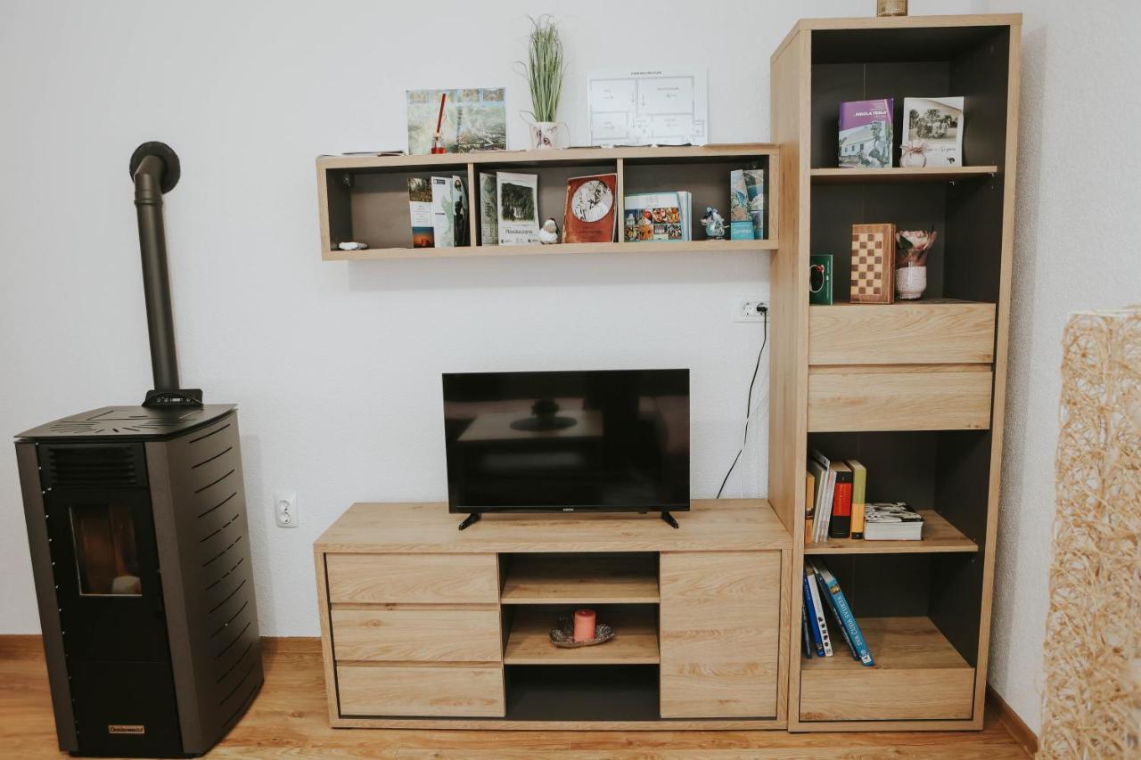 I&T Apartman Gospić Extérieur photo