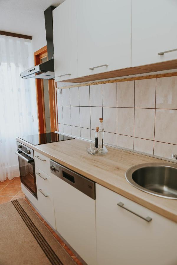 I&T Apartman Gospić Extérieur photo